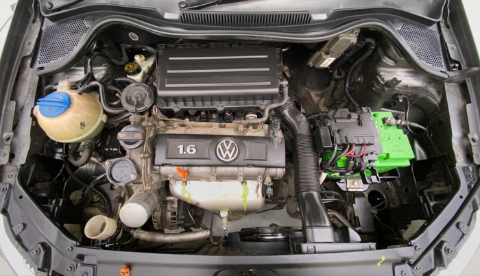 2013 Volkswagen Vento COMFORTLINE MT PETROL, Petrol, Manual, 72,646 km, Open Bonet