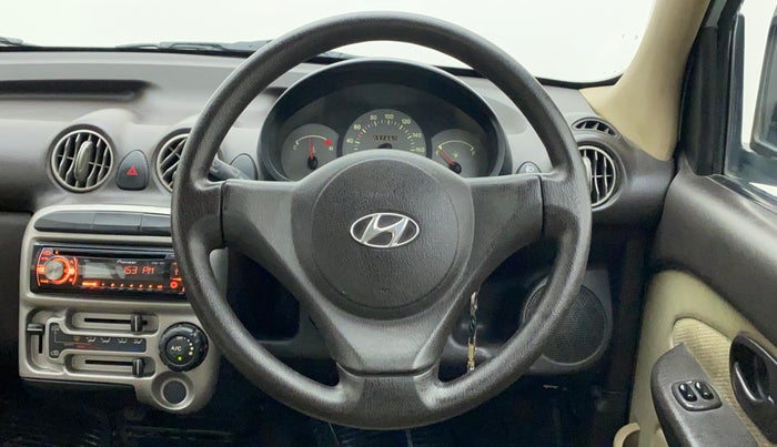 2013 Hyundai Santro Xing GL PLUS, Petrol, Manual, 37,850 km, Steering Wheel Close Up