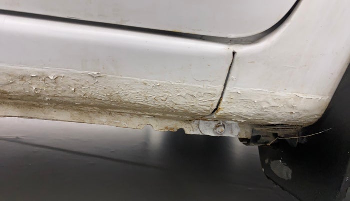 2017 Datsun Go ANNIVERSARY EDITION, Petrol, Manual, 85,447 km, Right running board - Slightly rusted