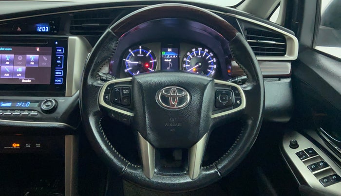 2017 Toyota Innova Crysta 2.4 VX 8 STR, Diesel, Manual, 1,47,775 km, Steering Wheel Close-up