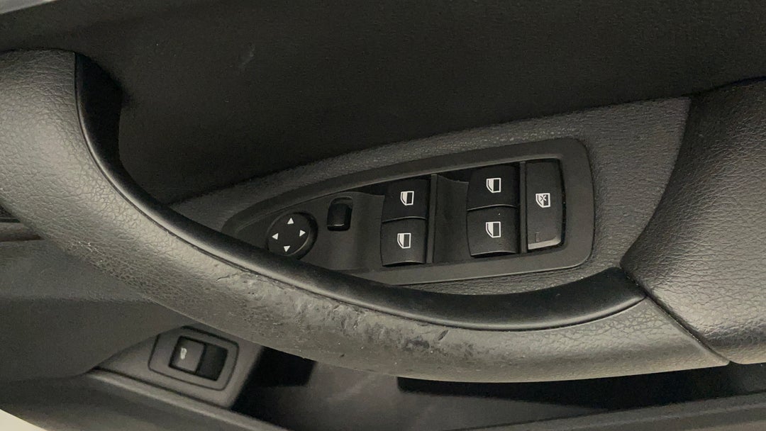 Drivers Side Door Panel Controls