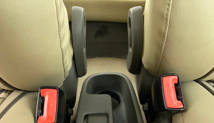 2011 Hyundai i10 MAGNA 1.1 IRDE2, Petrol, Manual, 22,547 km, Driver Side Adjustment Panel