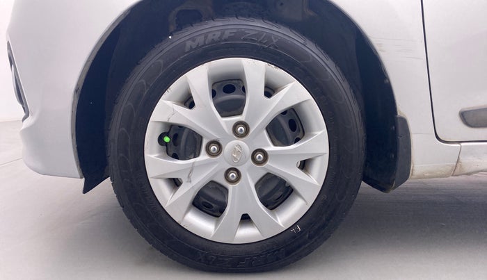 2014 Hyundai Grand i10 SPORTZ 1.2 KAPPA VTVT, Petrol, Manual, 36,500 km, Left Front Wheel