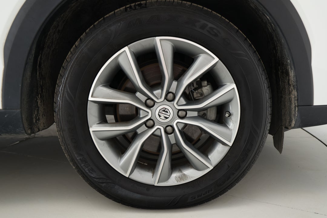 2024 MG HS Vibe, Automatic, 36164 km, Right Front Wheel