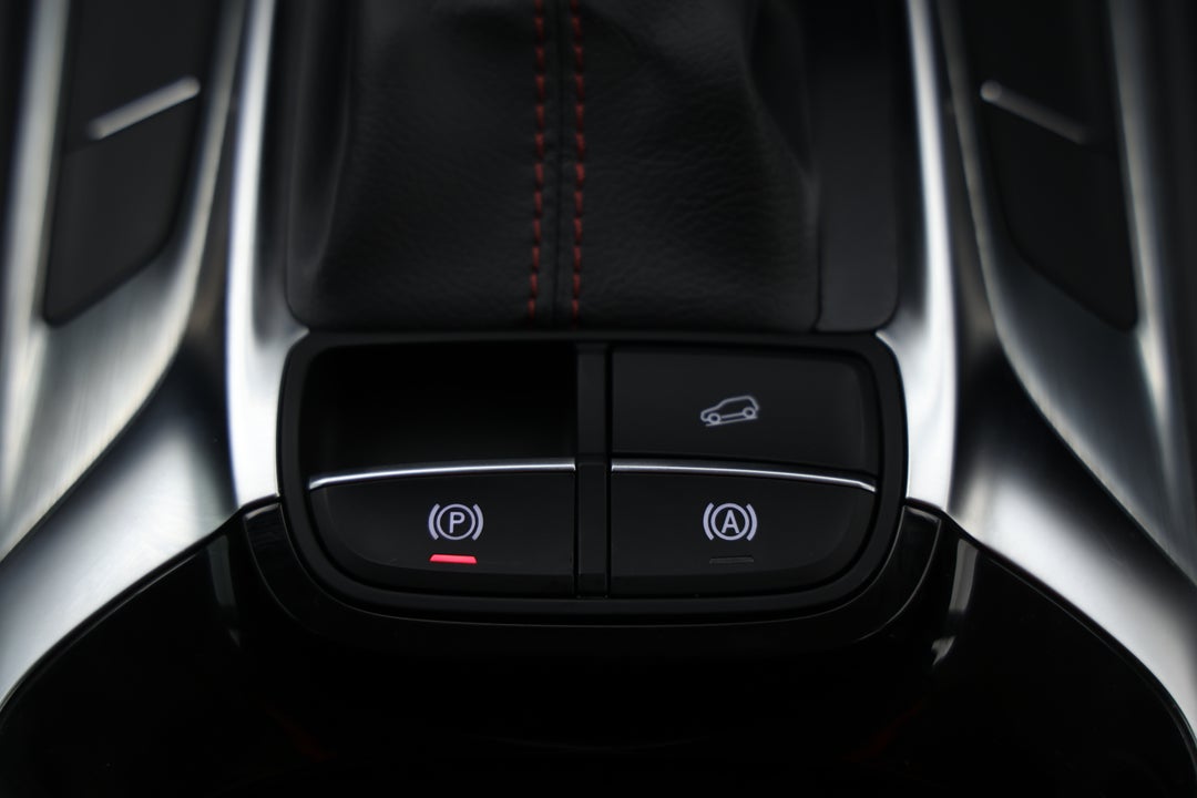 2024 MG HS Vibe, Automatic, 36164 km, Handbrake