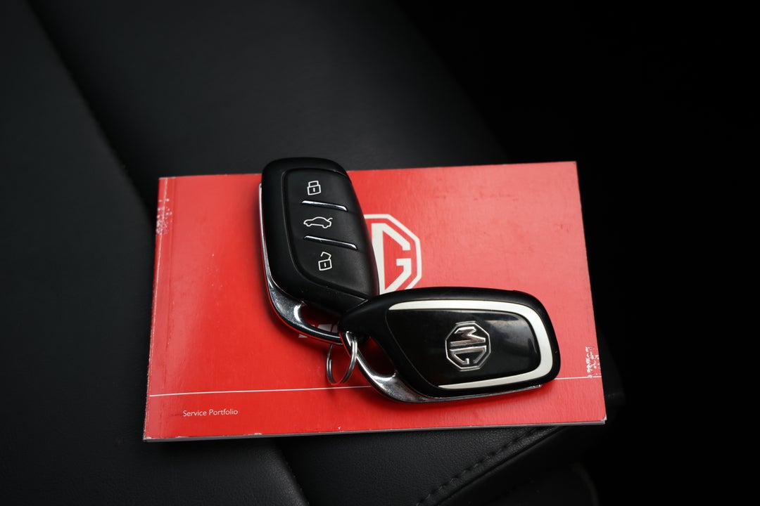 2024 MG HS Vibe, Automatic, 36164 km, Key Close-up