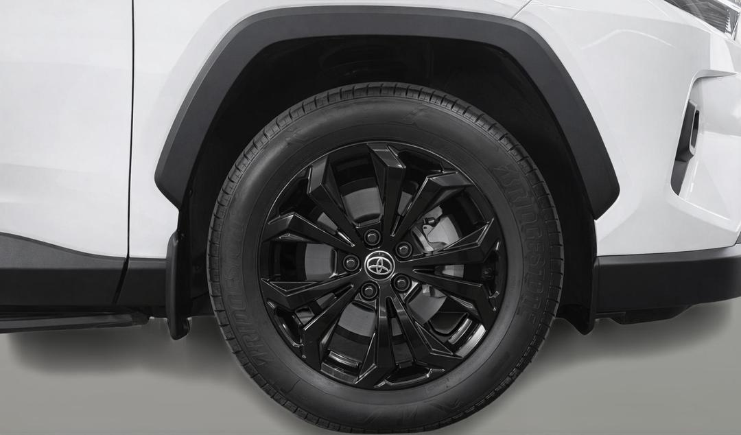 2024 Toyota RAV4 Cruiser (AWD) Hybrid, Automatic, 18584 km, Right Front Wheel