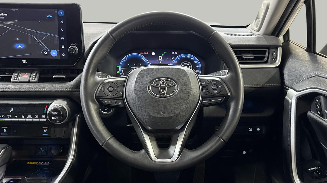 2024 Toyota RAV4 Cruiser (AWD) Hybrid, Automatic, 18584 km, Steering Wheel Close-up