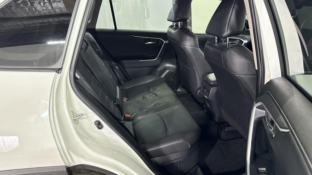 2024 Toyota RAV4 Cruiser (AWD) Hybrid, Automatic, 18584 km, Right Side Rear Door Cabin View