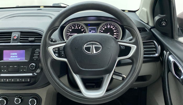 2017 Tata Tiago XZ 1.2 REVOTRON, Petrol, Manual, 34,071 km, Steering Wheel Close Up