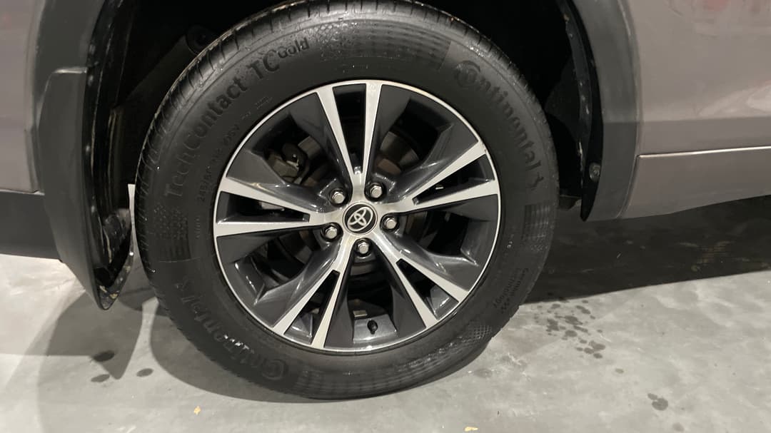2019 Toyota Kluger Gx (4x2), Automatic, 150398 km, Right Rear Wheel