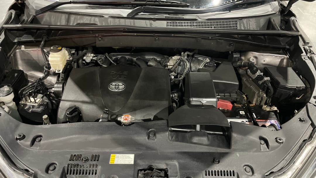 2019 Toyota Kluger Gx (4x2), Automatic, 150398 km, Open Bonnet (Engine)