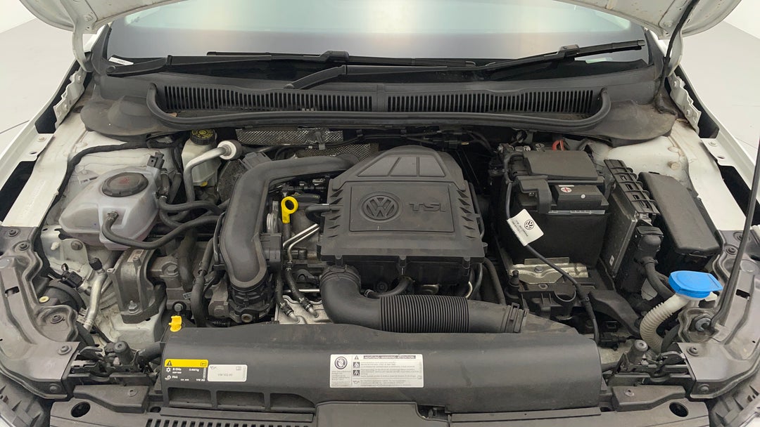 Open Bonnet (Engine)