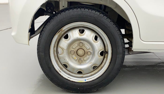 2017 Maruti Alto K10 LXI, Petrol, Manual, 50,582 km, Right Rear Wheel