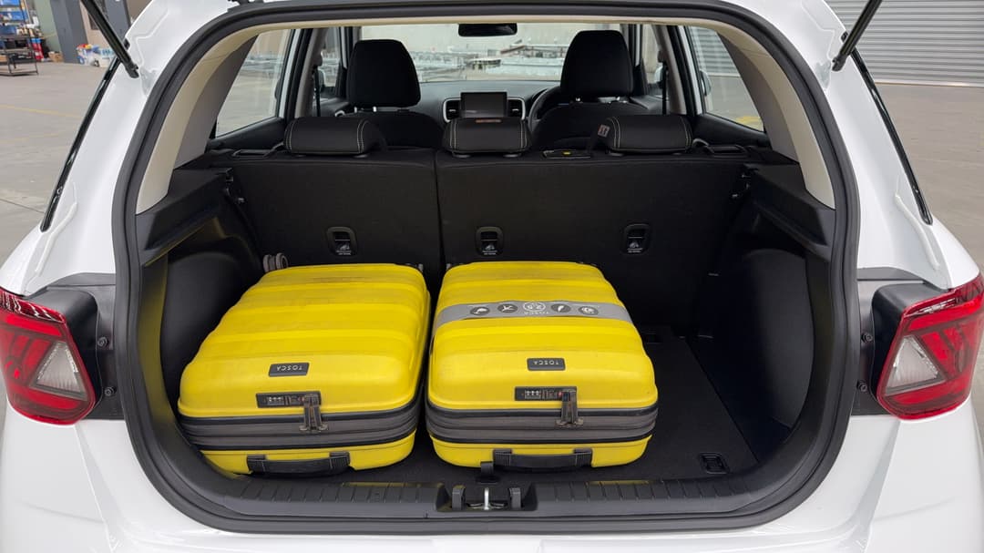 2025 Hyundai Venue Venue, Automatic, 6264 km, Boot Inside View with Luggage