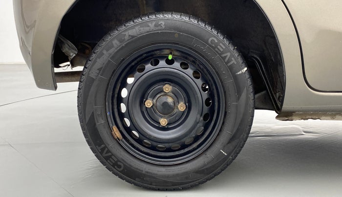 2014 Datsun Go T, Petrol, Manual, 78,416 km, Right Rear Wheel