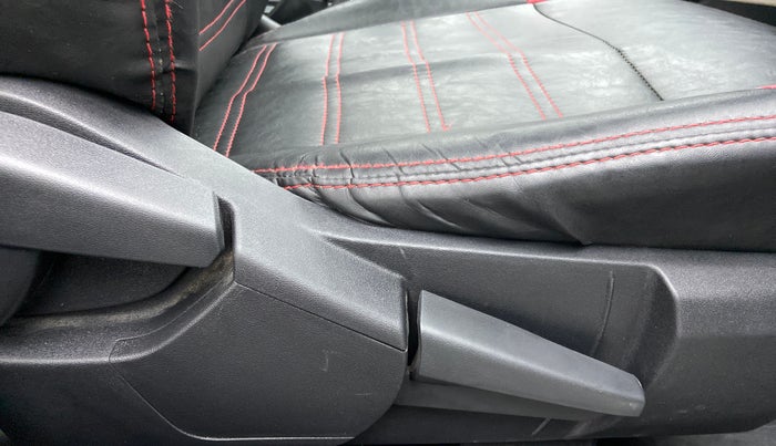 2021 Nissan MAGNITE XV MT, Petrol, Manual, 17,660 km, Driver Side Adjustment Panel