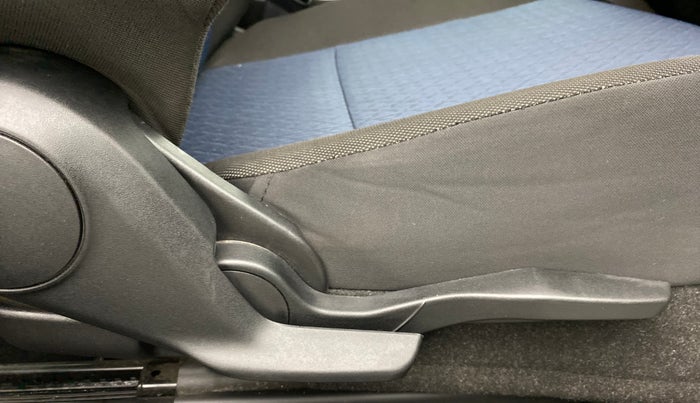 2019 Toyota Glanza V MT PETROL, Petrol, Manual, 24,520 km, Driver Side Adjustment Panel
