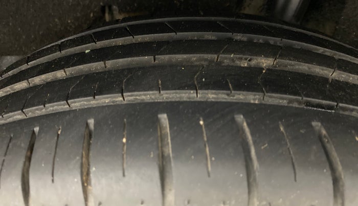 2019 Toyota Glanza V MT PETROL, Petrol, Manual, 24,520 km, Left Rear Tyre Tread