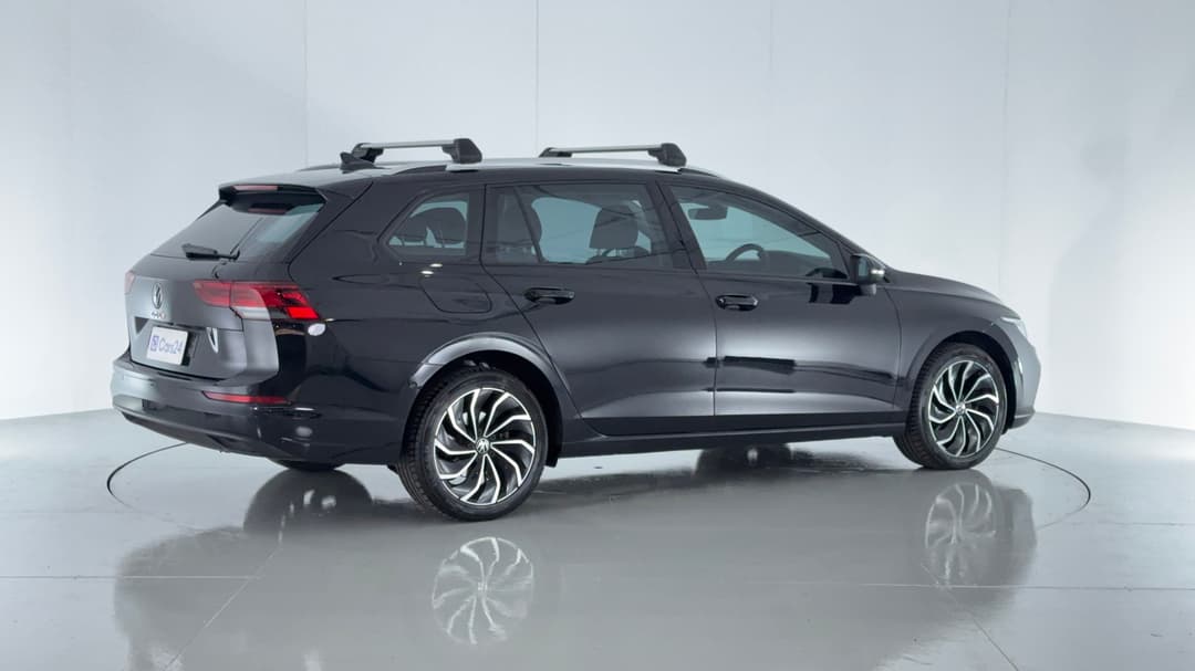 2022 Volkswagen Golf 110tsi Life, Automatic, 56580 km, Right Back Diagonal (45- Degree) View