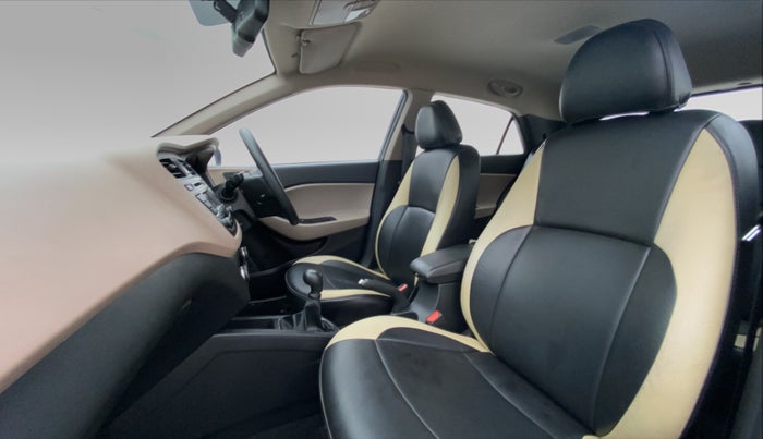 2015 Hyundai Elite i20 SPORTZ (O) 1.2, Petrol, Manual, 20,534 km, Right Side Front Door Cabin View