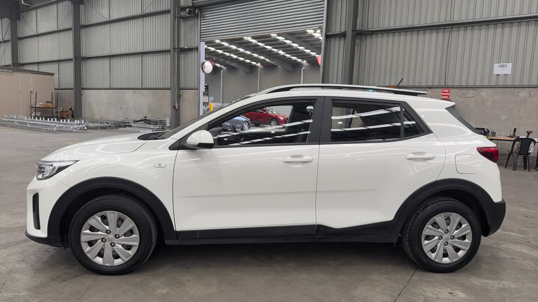 2022 Kia Stonic S, Automatic, 57701 km, Left Side View