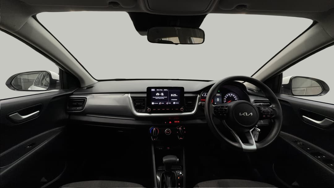 2022 Kia Stonic S, Automatic, 57701 km, Dashboard View