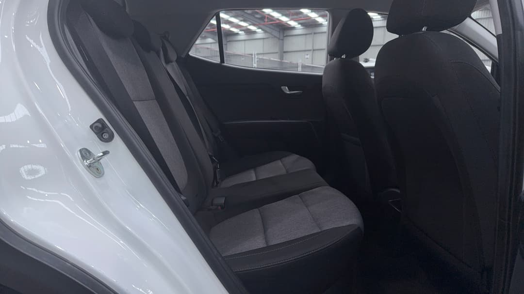 2022 Kia Stonic S, Automatic, 57701 km, Right Side Rear Door Cabin View