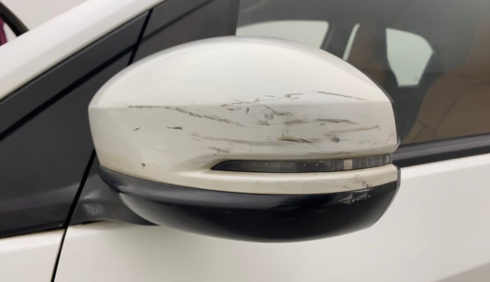2017 Honda Brio VX AT, Petrol, Automatic, 66,545 km, Left rear-view mirror - Minor scratches