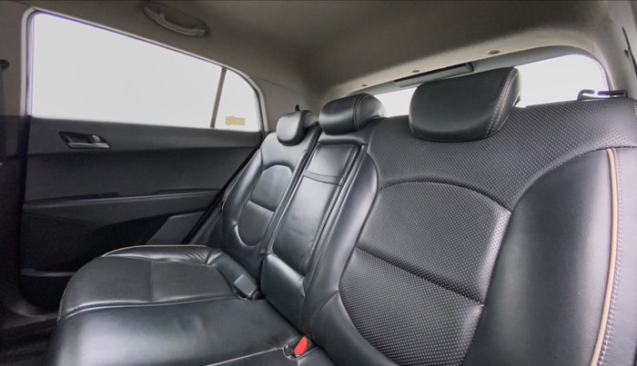 2015 Hyundai Creta 1.6 CRDI SX PLUS AUTO, Diesel, Automatic, 99,138 km, Right Side Rear Door Cabin