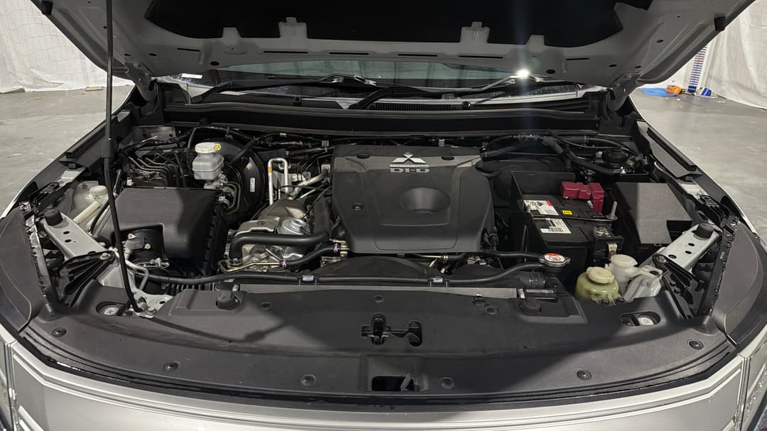 2022 Mitsubishi Pajero Sport Glx (2WD) 5 Seat, Automatic, 68536 km, Open Bonnet (Engine)