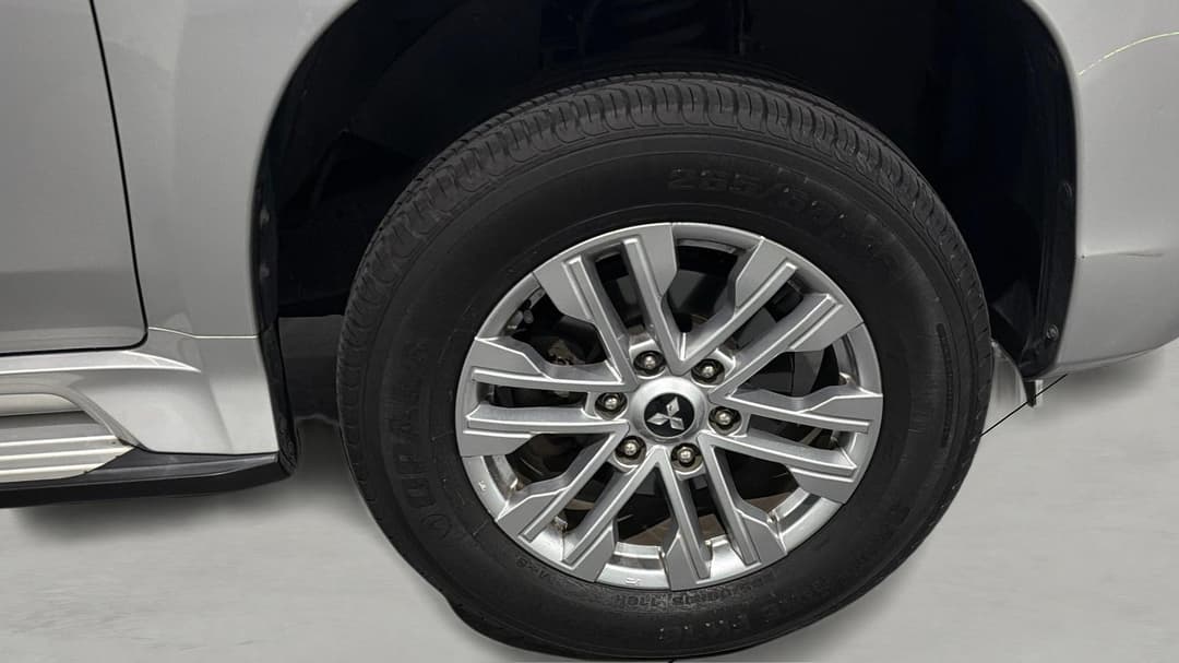 2022 Mitsubishi Pajero Sport Glx (2WD) 5 Seat, Automatic, 68536 km, Right Front Wheel