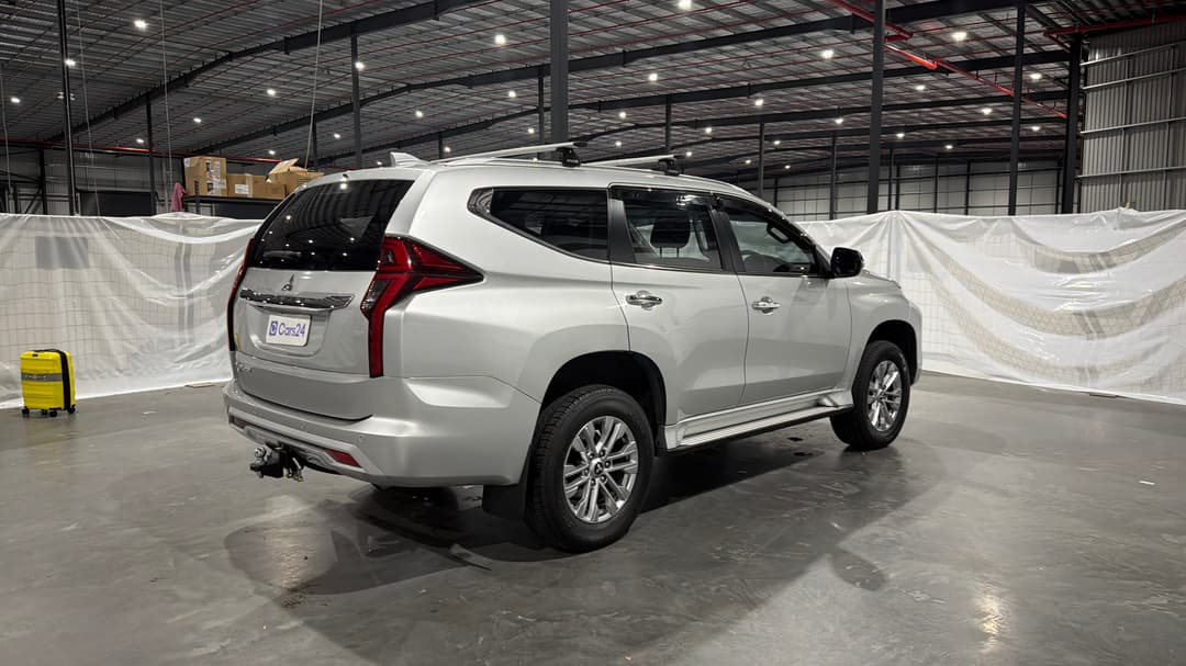 2022 Mitsubishi Pajero Sport Glx (2WD) 5 Seat, Automatic, 68536 km, Right Back Diagonal (45- Degree) View