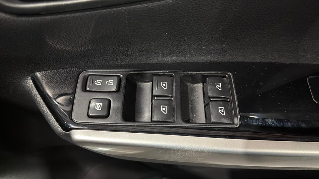 2022 Mitsubishi Pajero Sport Glx (2WD) 5 Seat, Automatic, 68536 km, Drivers Side Door Panel Controls
