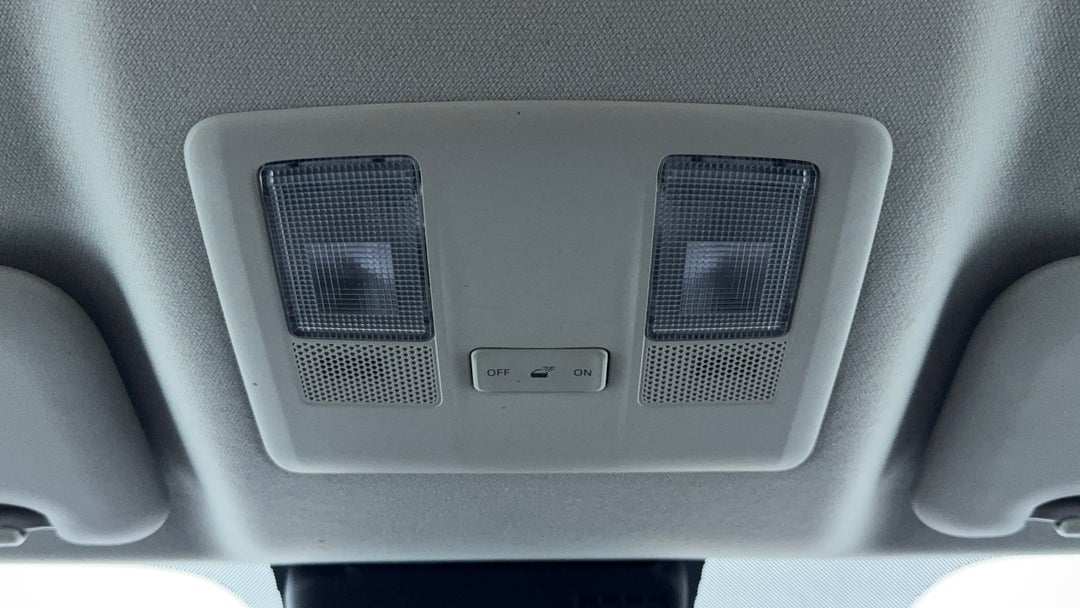 On-Roof Controls/Sunglass holder