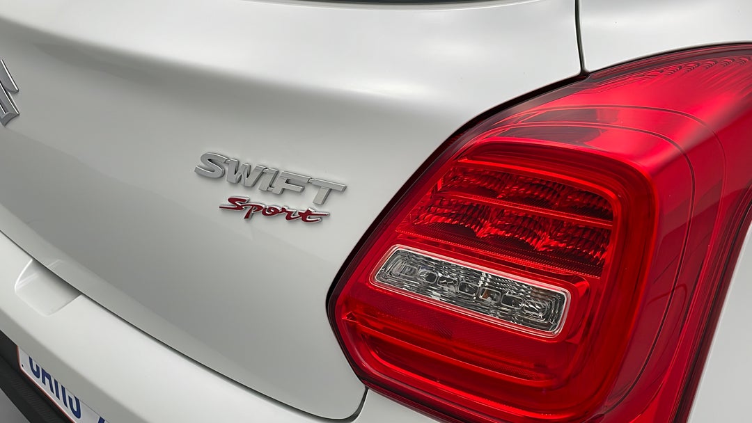 Badge (Boot Right Side)