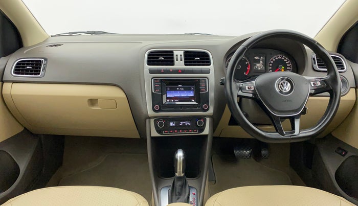 2016 Volkswagen Vento HIGHLINE PETROL AT, Petrol, Automatic, 80,842 km, Dashboard