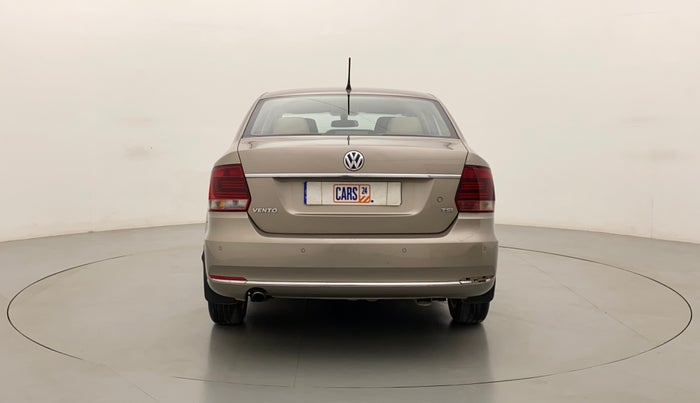 2016 Volkswagen Vento HIGHLINE PETROL AT, Petrol, Automatic, 80,842 km, Back/Rear