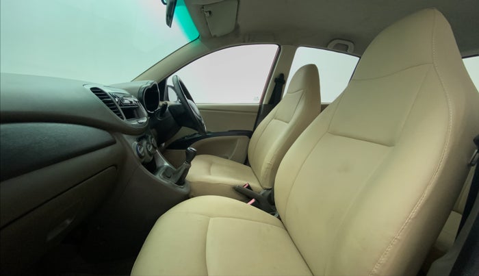 2011 Hyundai i10 MAGNA 1.2 KAPPA2, Petrol, Manual, 17,092 km, Right Side Front Door Cabin View