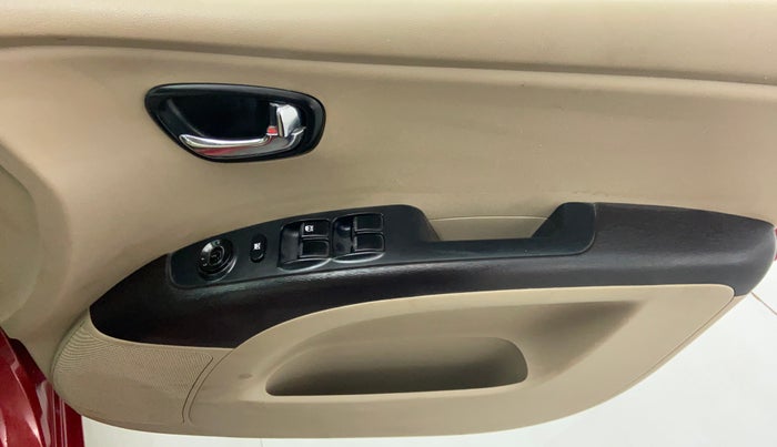 2011 Hyundai i10 MAGNA 1.2 KAPPA2, Petrol, Manual, 17,092 km, Driver Side Door Panels Controls