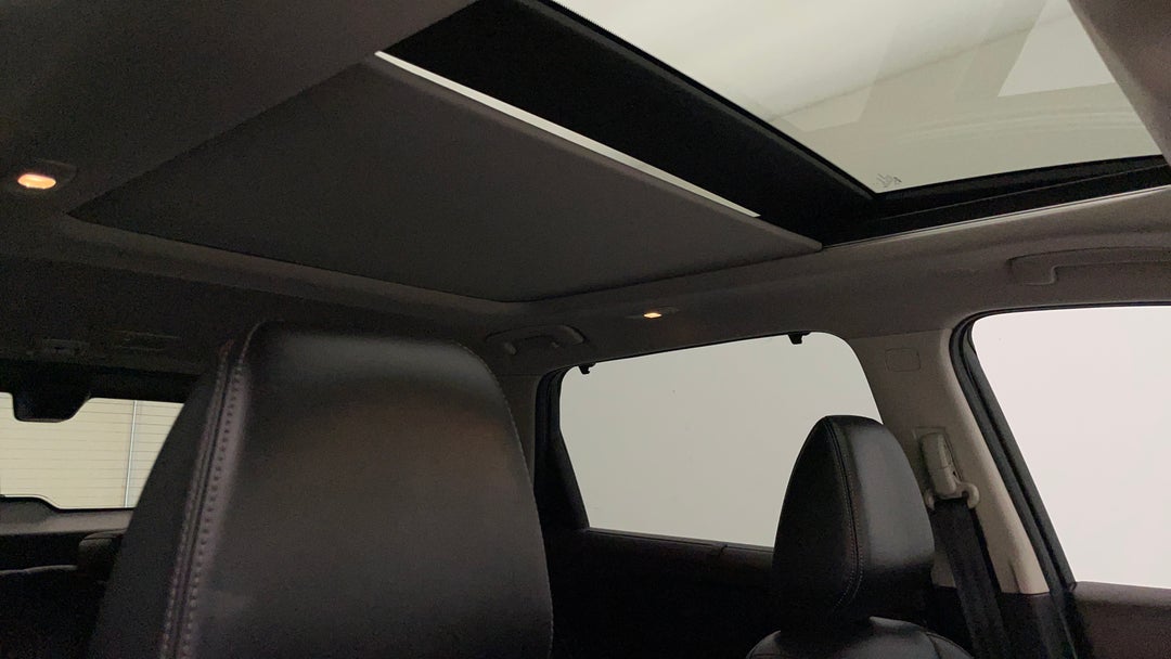 Interior Sunroof/Moonroof