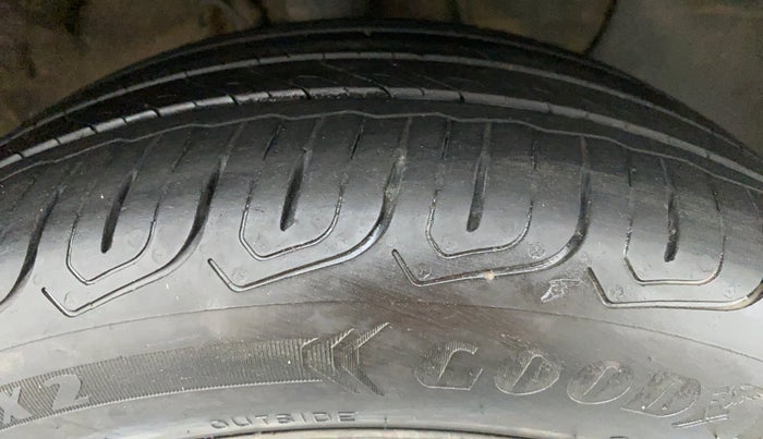 2016 Hyundai Elite i20 ASTA 1.2, Petrol, Manual, 46,947 km, Right Front Tyre Tread