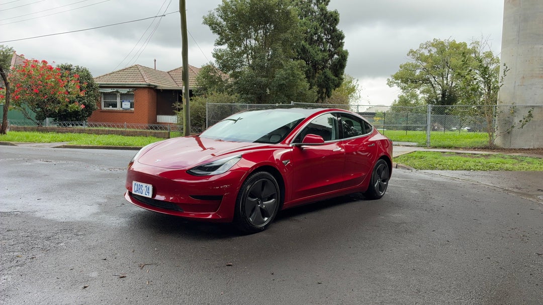 Left Front Diagonal (45- Degree) View