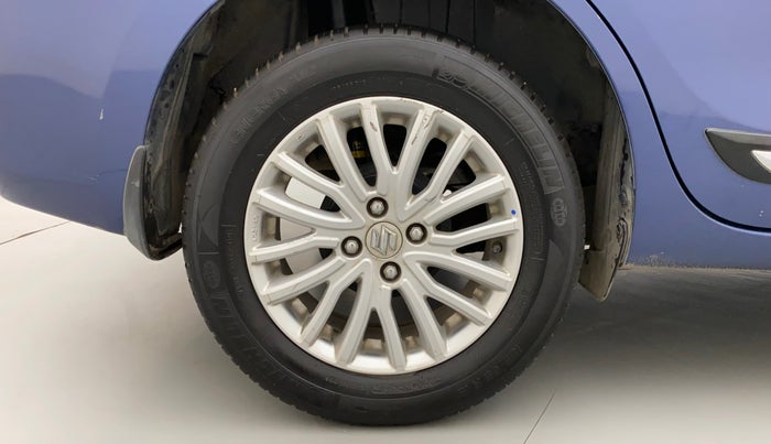 2017 Maruti Dzire ZDI, Diesel, Manual, 88,694 km, Right Rear Wheel