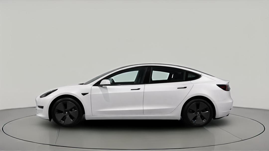 2021 Tesla Model 3 Standard Range Plus RWD, Automatic, 42960 km, Left Side View