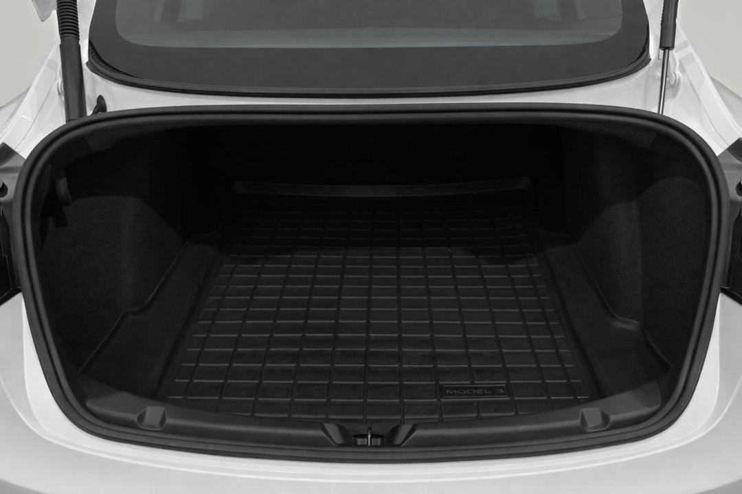 2021 Tesla Model 3 Standard Range Plus RWD, Automatic, 42960 km, Boot Inside View