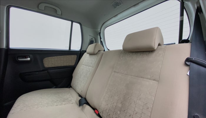 2018 Maruti Wagon R 1.0 VXI OPT, Petrol, Manual, 43,806 km, Right Side Rear Door Cabin