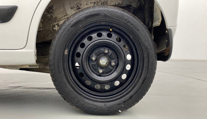 2018 Maruti Wagon R 1.0 VXI OPT, Petrol, Manual, 43,806 km, Left Rear Wheel