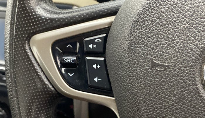 2014 Tata Zest XT QUADRAJET 90PS, Diesel, Manual, 92,293 km, Steering wheel - Sound system control not functional
