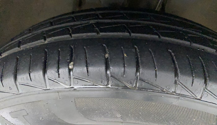 2021 Maruti Alto VXI PLUS, Petrol, Manual, 36,373 km, Right Front Tyre Tread